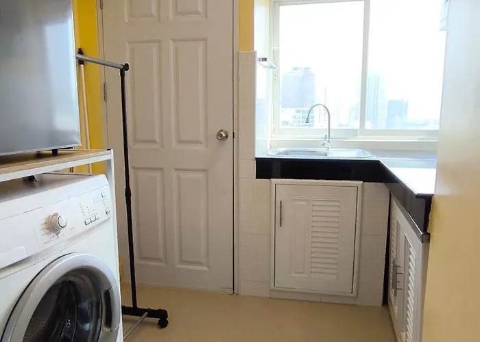 Silom 1bedroom With 2 Kings Bed For 4 Persons Apartment Bangkok