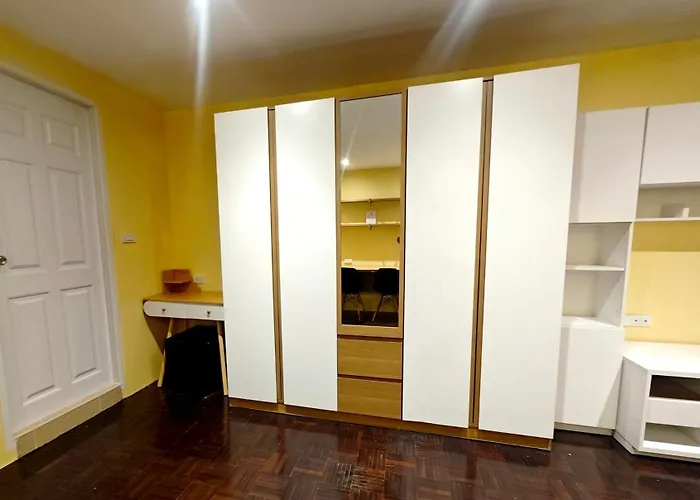 Apartment Silom 1bedroom With 2 Kings Bed For 4 Persons *
